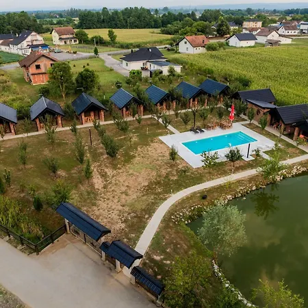 Etno Camp Lucic Kamp alanı Odžak