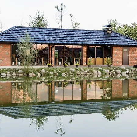 Etno Camp Lucic Кемпинг